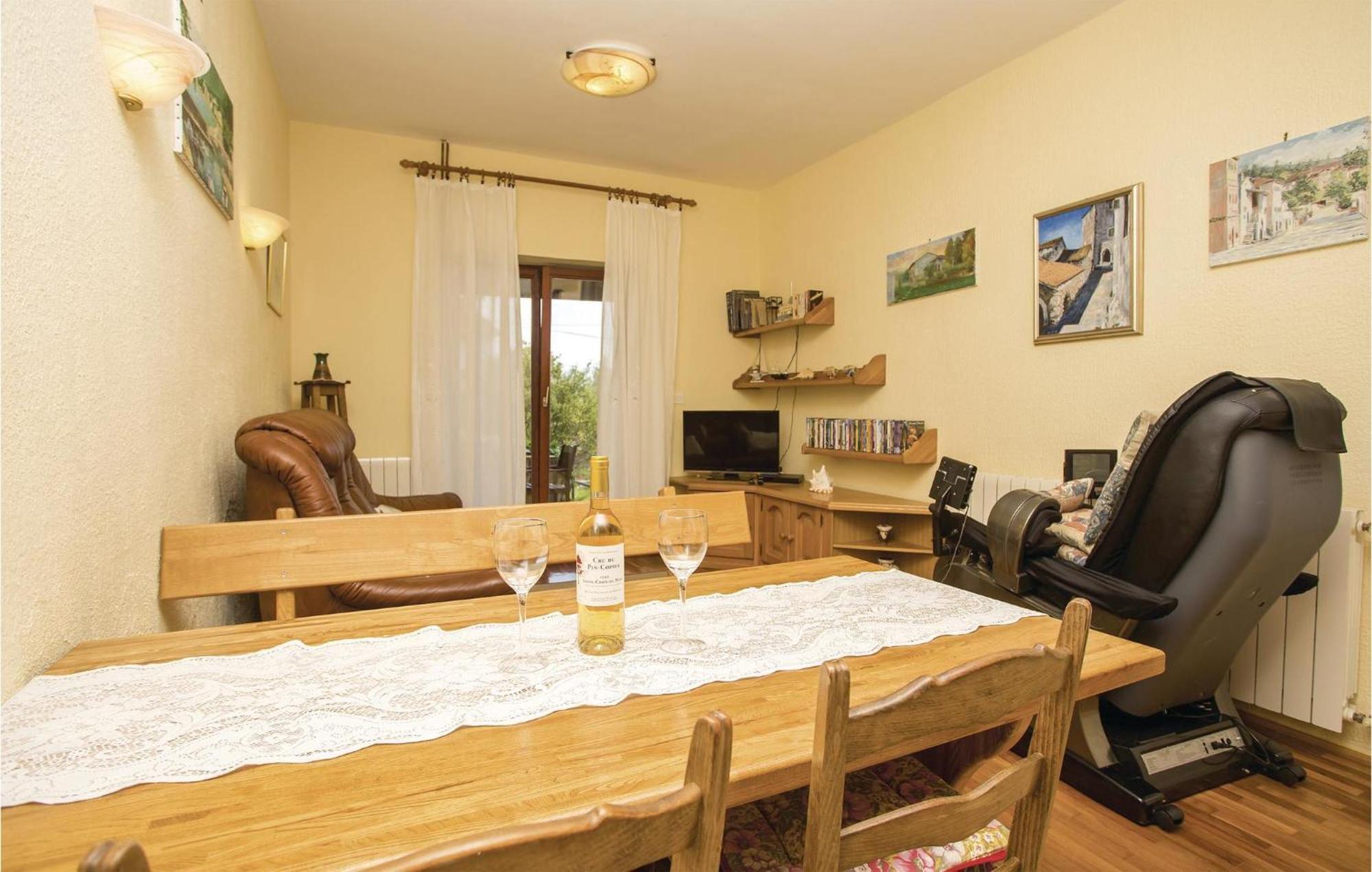 Beautiful Apartment In Lovran With Wifi 외부 사진